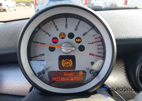 2010 Mini Cooper S Clubman z USA, uszkodzony, nr VIN WMWMM3C56ATP94157